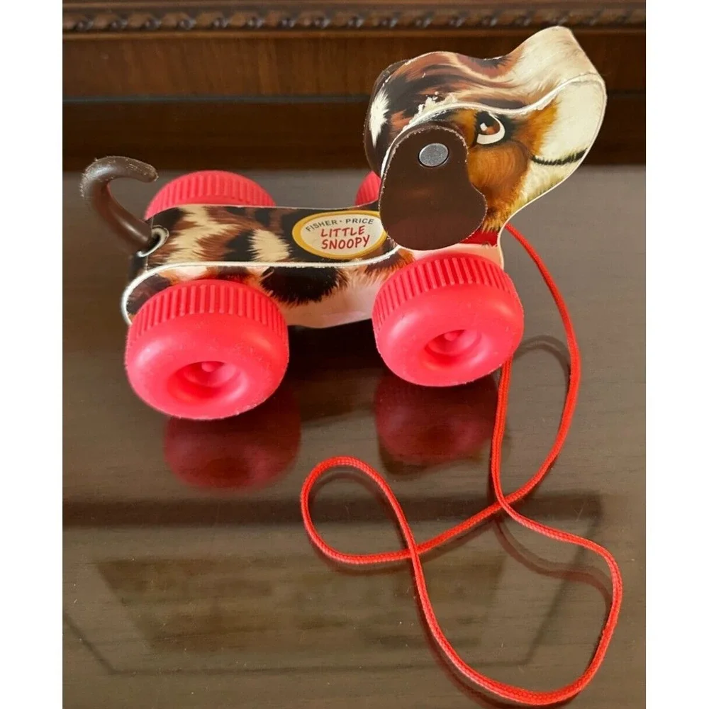 2014 Fisher-Price Little Snoopy Dog Beagle Classic Pull Toy #01650 Collectable